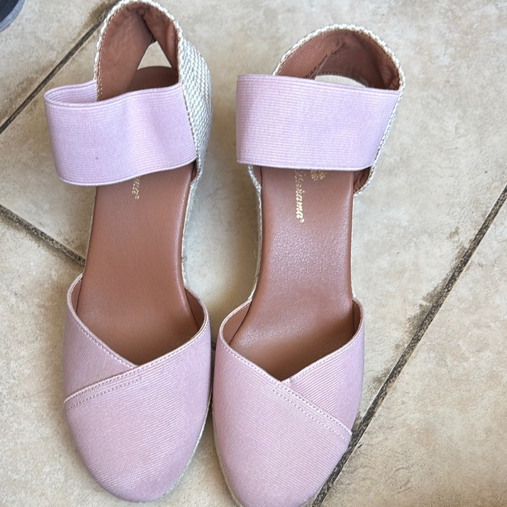 Elegant Light Pink Women's heels